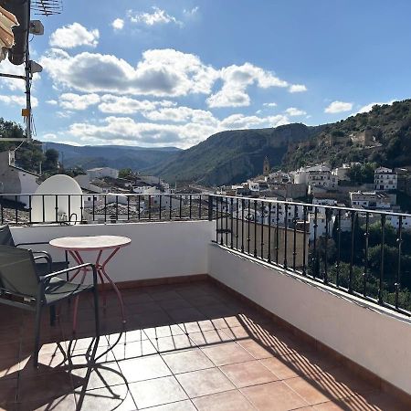 Apartamentos La Muela - Chulilla Extérieur photo